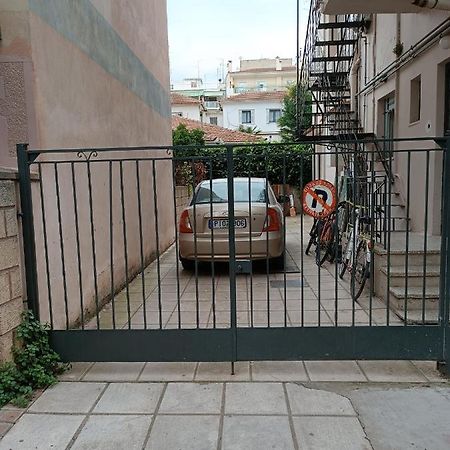 Κεντρικό Ευρύχωρο Στούντιο Με Parking Apartamento Larissa Exterior foto