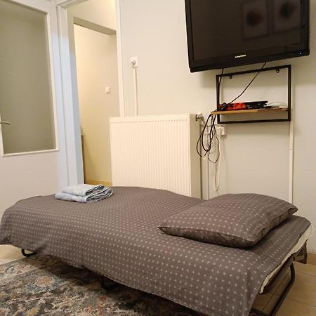 Κεντρικό Ευρύχωρο Στούντιο Με Parking Apartamento Larissa Exterior foto